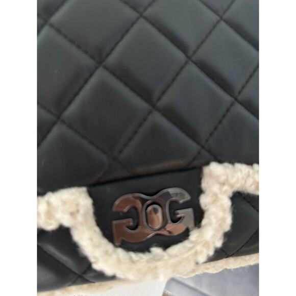 NWT Gilda Paris Quilted Fur Baguette Bag | SHIPS OUT SAME DAY or NEXT DAY - Picture 5 of 7